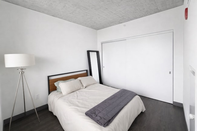 Foto del edificio - 156 N Elizabeth St