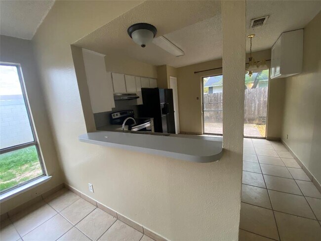 Foto del edificio - 10307 Burmaster Ln