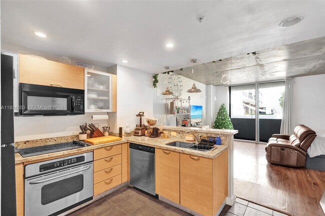 Foto del edificio - 3180 SW 22nd Terrace