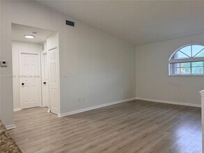 Building Photo - 7730 W 34th Ln