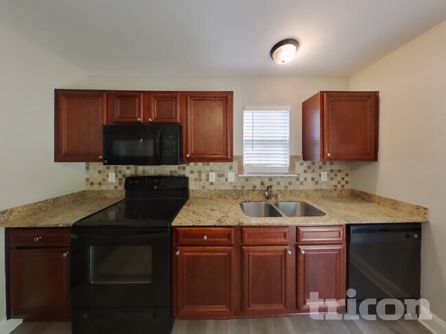 Building Photo - 1062 Rabon Pond Dr