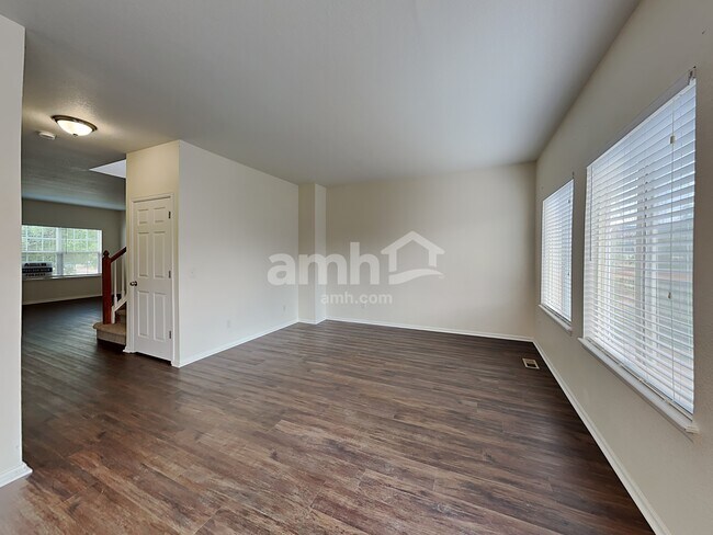 Building Photo - 9836 Kenton Circle