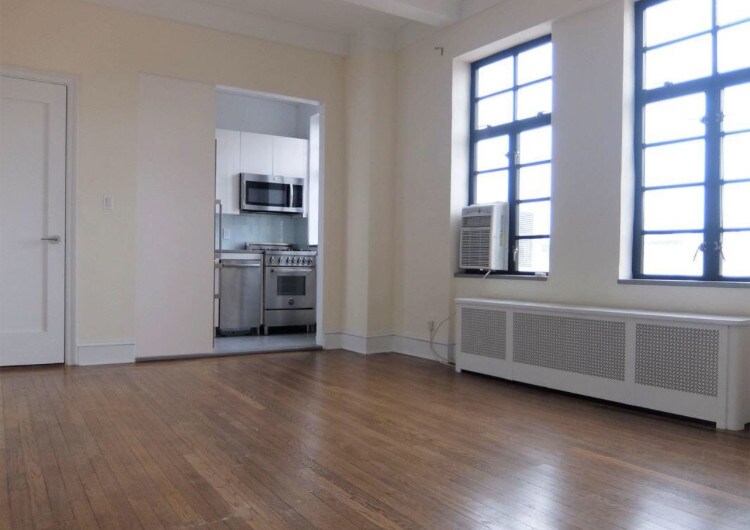 6 Sheridan Square, New York, NY 10014 Rentals in New York at 6 Sheridan