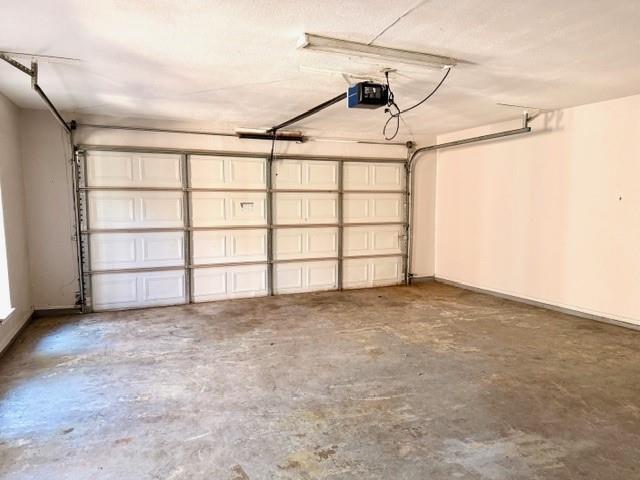 Building Photo - 3812 Lynbrook Ln