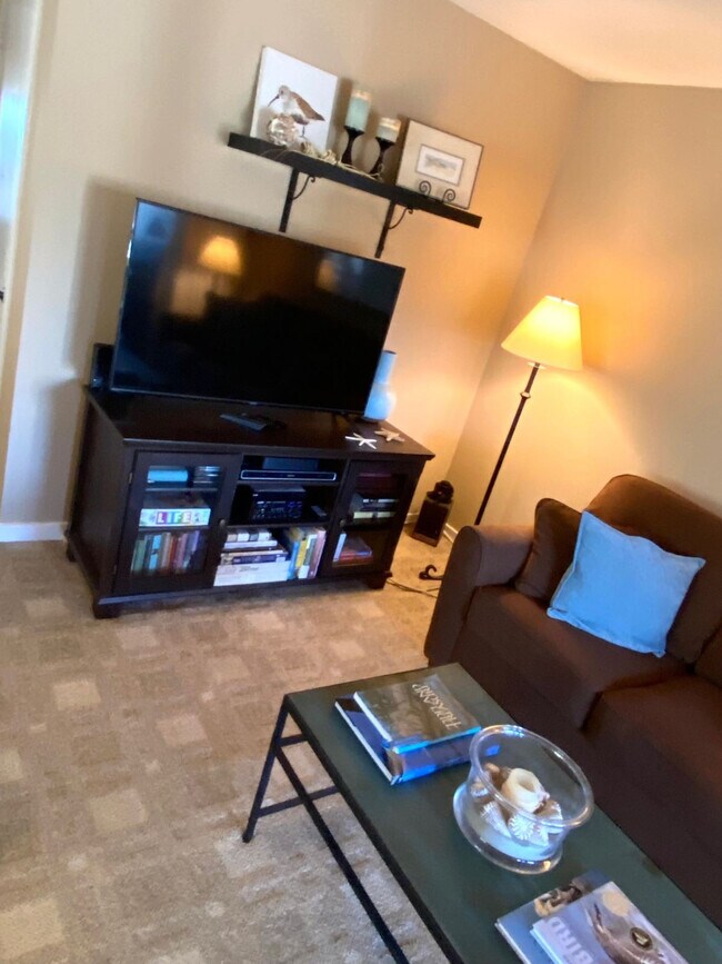 Foto del edificio - 1617 Live Oak Park