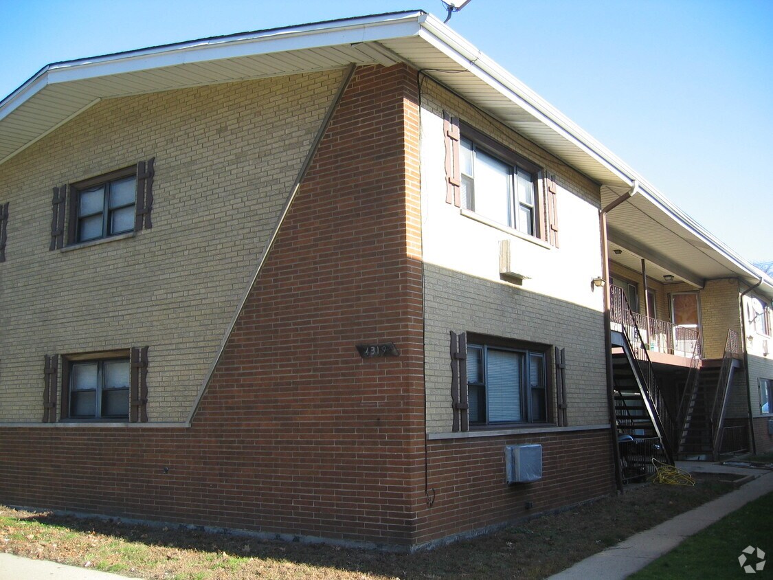 4319 Harlem Ave, Stickney, IL 60402 Apartments in Stickney, IL