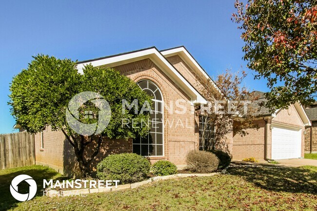 Building Photo - 2520 Castle Pines Dr