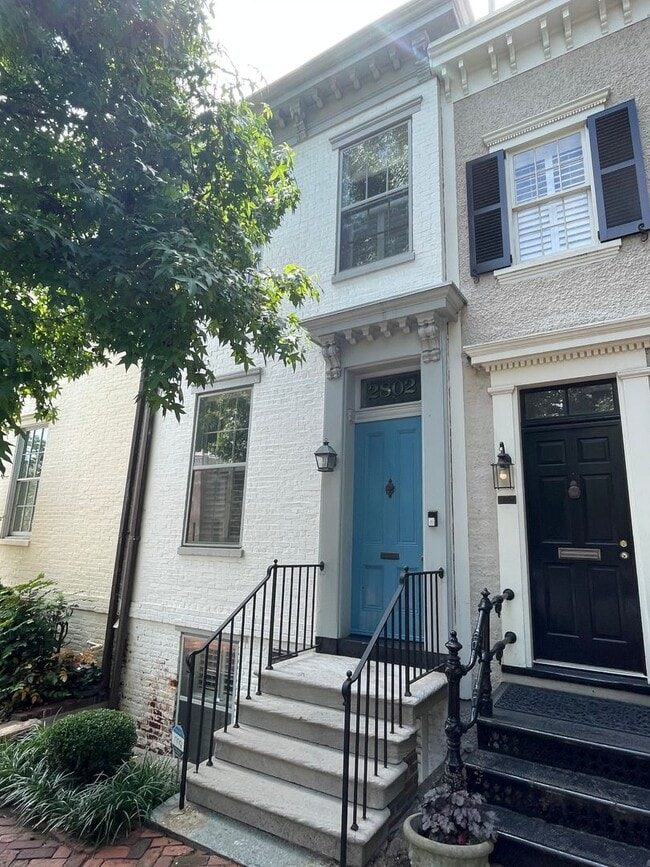 Building Photo - 2802 P St NW