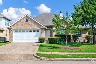 Building Photo - 3312 Francis Dr
