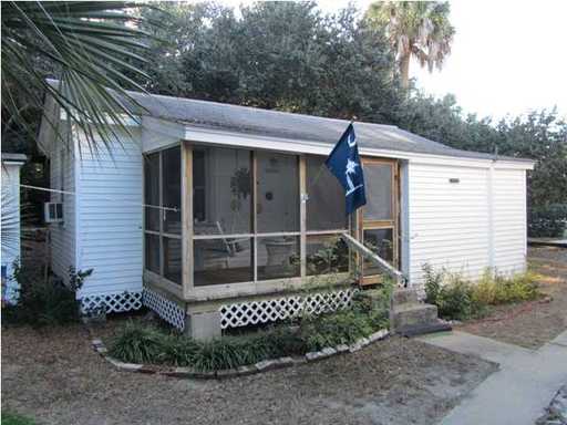 Primary Photo - 916 Palm Blvd