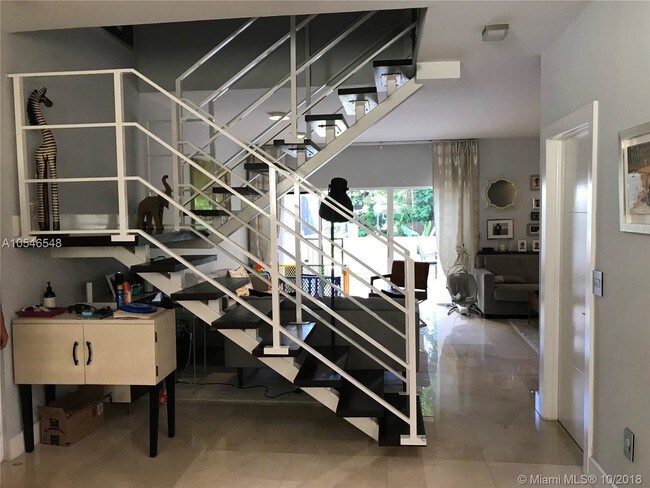 Building Photo - 2430 Brickell Ave