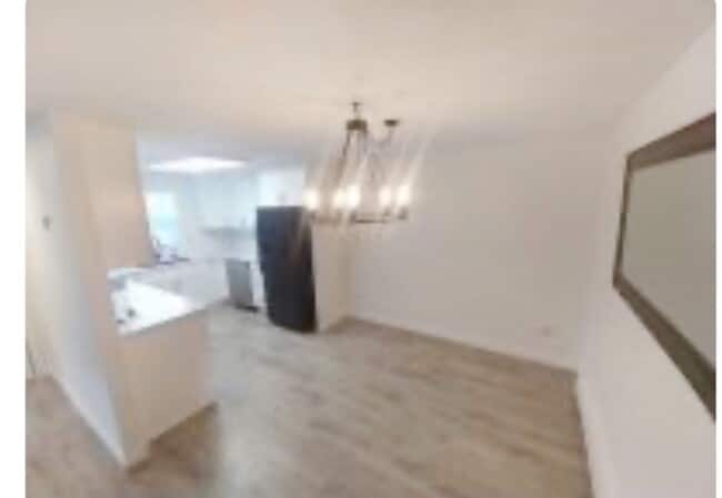 Building Photo - Comfort, Convenience, Charm