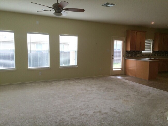 Building Photo - 3604 Sandy Brook Dr