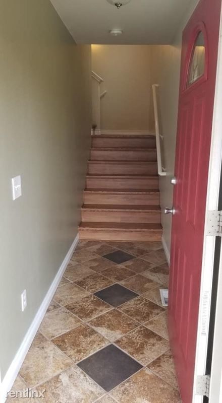 Building Photo - 3 br, 2 bath Townhome - 3396 Kendall Loop