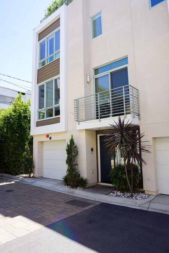 3 Houses for Rent in West Hollywood, CA Westside Rentals