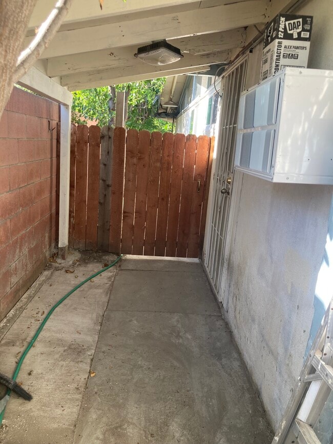 Building Photo - 7061 Fillmore Dr