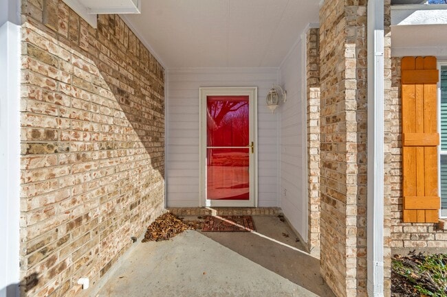 Photo - 128 Overbrook Dr House