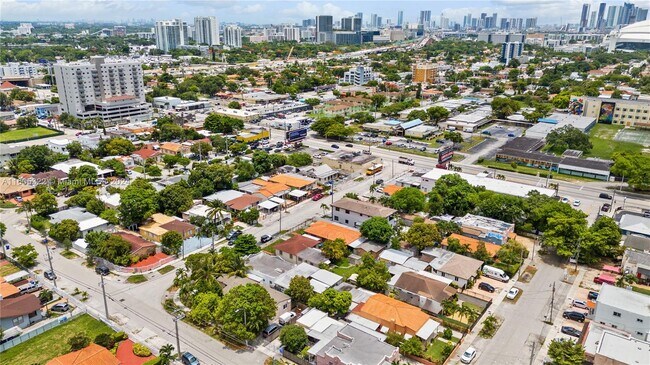 Foto del edificio - 2262 NW 5th St