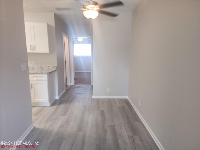 Building Photo - 2641 Trollie Ln