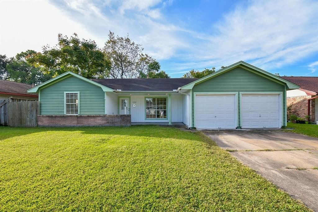 7007 Carvel Ln, Houston, TX 77074 House Rental in Houston, TX