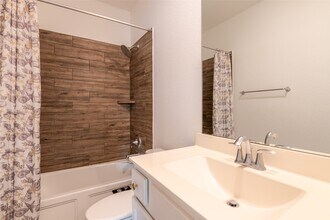 Building Photo - 15023 Mulberry Hallow St