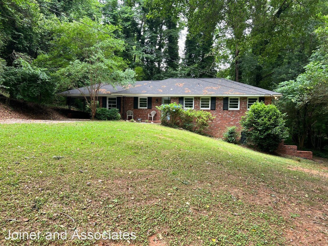 3 br, 1.5 bath House 195 Caroline Ave. House Rental in Athens, GA