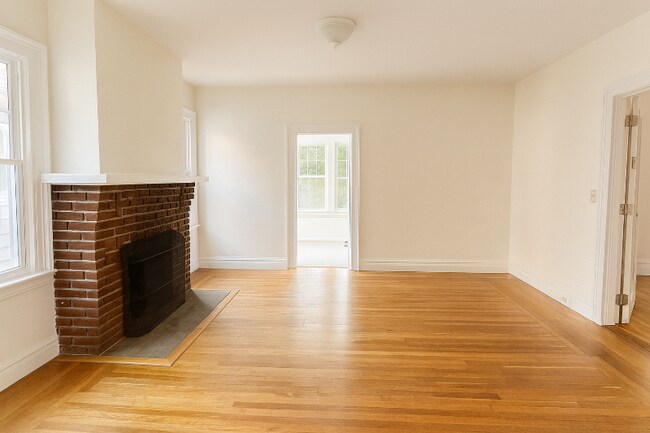 Foto del edificio - 10 Walden St