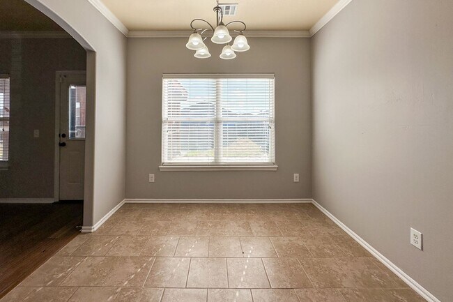 Foto del edificio - Beautiful 3 Bed 3 Bath 2 Story Home in the...