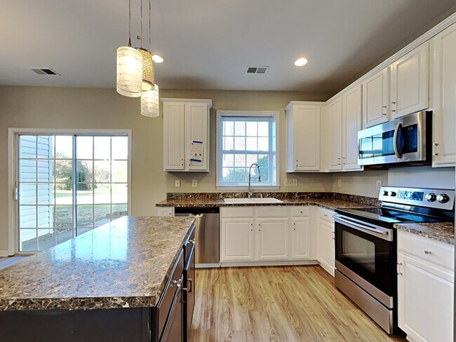 Foto del edificio - 5859 Crimson Oak Ct