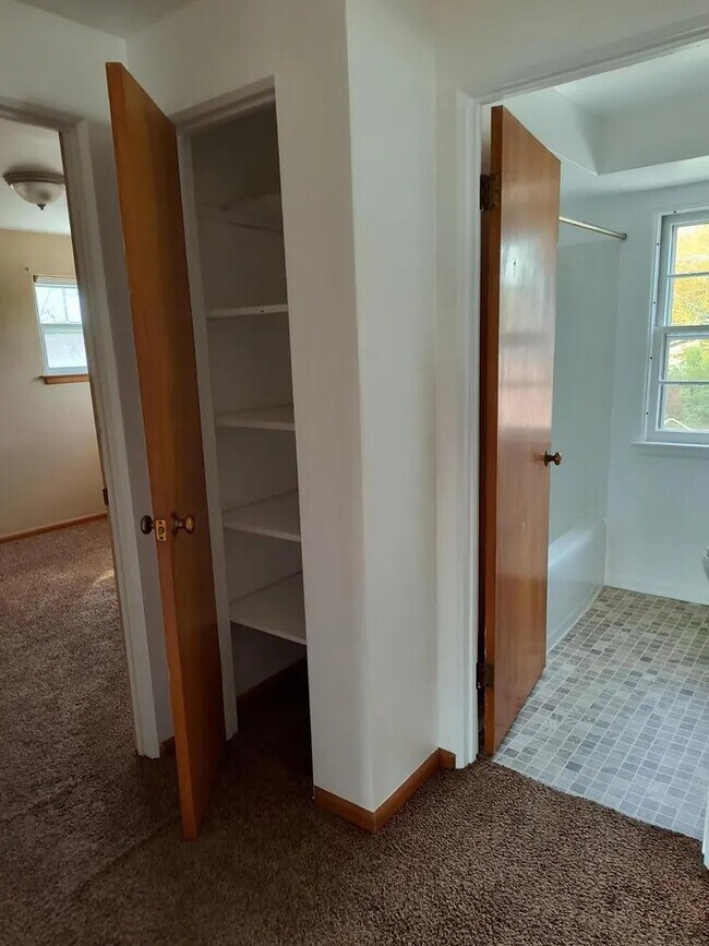 Foto del edificio - 1256 Arlington Ave