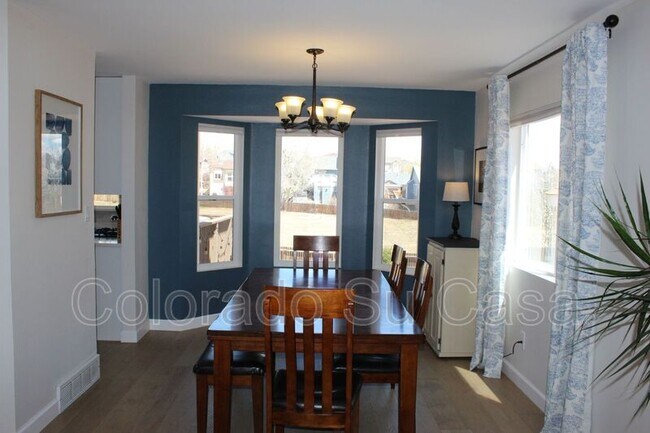 Building Photo - 5375 Plumstead Dr.