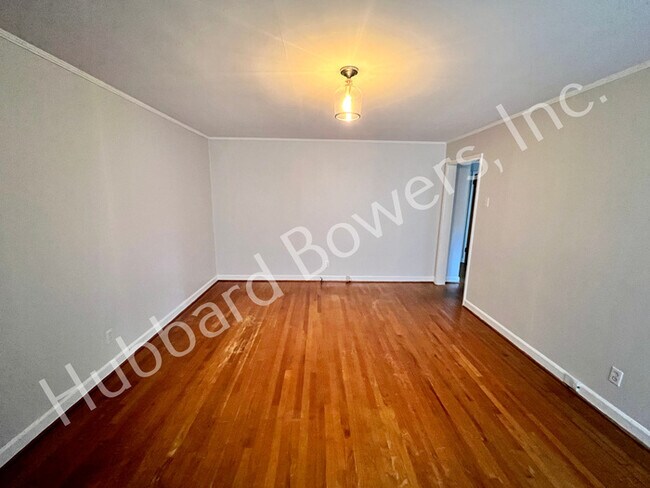 Building Photo - Great Location in Columbia's best neighbor...