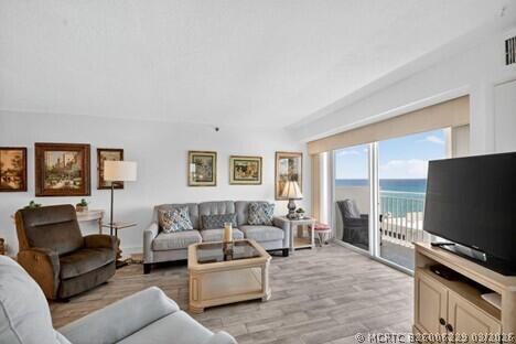 Building Photo - 4511 S Ocean Blvd