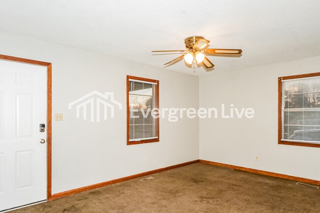 Foto del edificio - 1107 Highland St