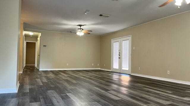 Foto del edificio - 9819 Jenson Point