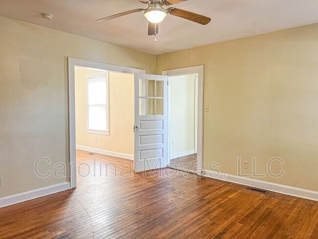 Building Photo - 517 Pinckney Ct