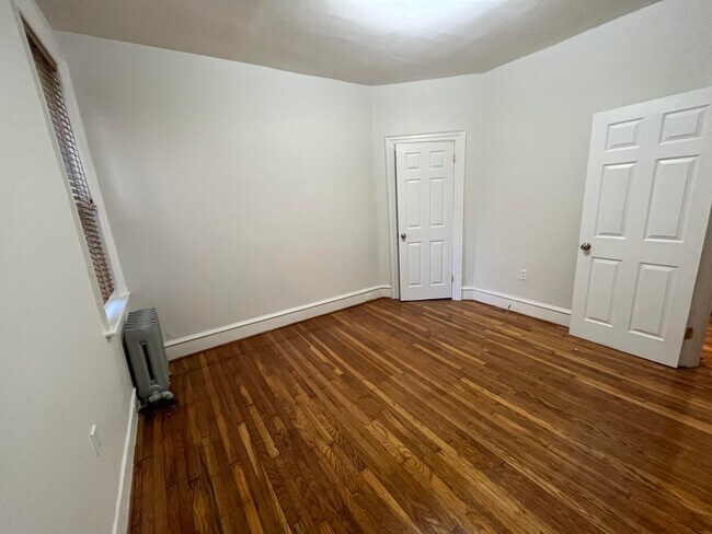 Foto del edificio - 6138 Locust St