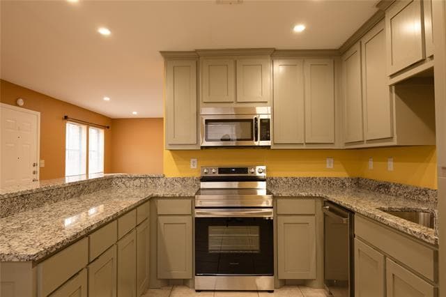 Building Photo - 4938 Blue Water Cir