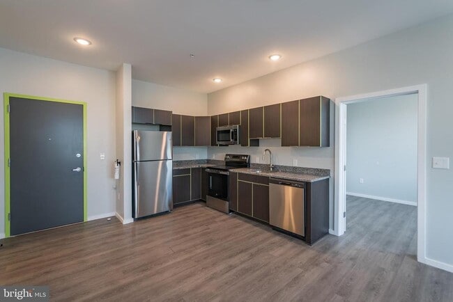 Building Photo - 4124 Haverford Ave