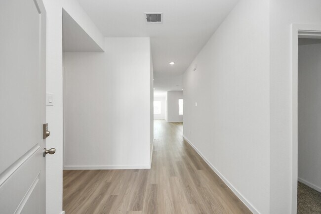 Foto del edificio - 40630 Balsam Run Ln