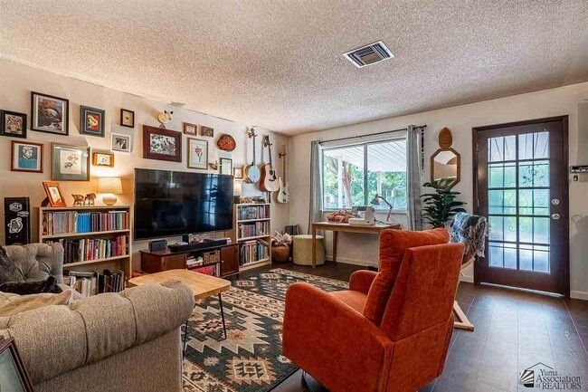 Foto del edificio - 12443 E Brenda Dr