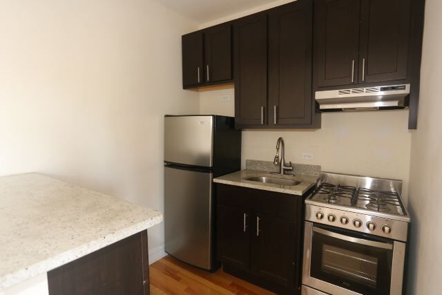 Foto del edificio - 4617 N Paulina St