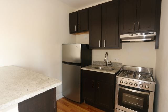 Building Photo - 4617 N Paulina St