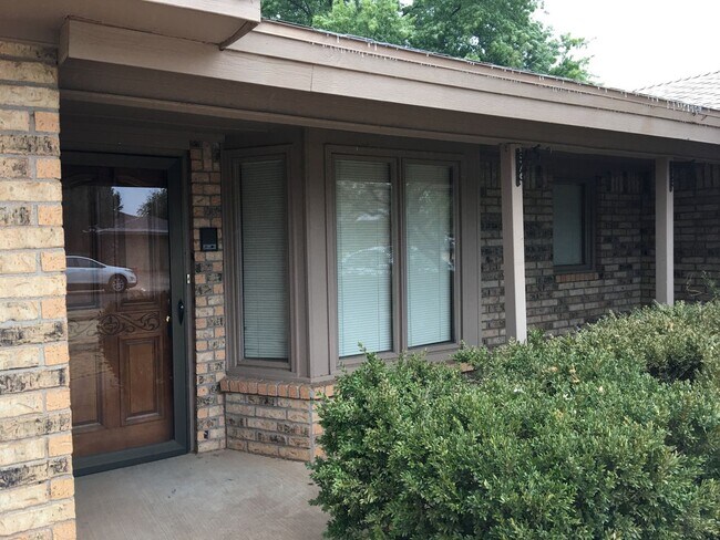 Foto del edificio - Beautiful Home in Meadows Neighborhood