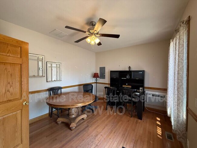 Foto del edificio - 5575 N 17th St