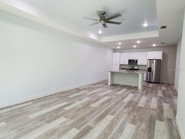 Foto del edificio - 1222 San Cristobal Ave