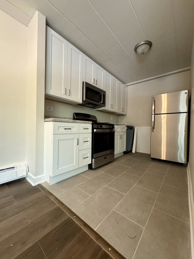 Building Photo - 7301 Ridge