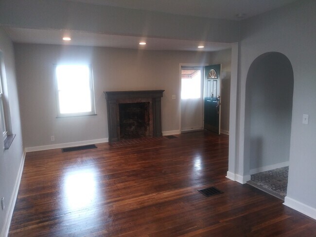 Foto del edificio - 3639 Old Red Bank Rd