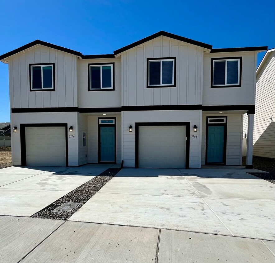 Building Photo - 3774 S Roosevelt Pl