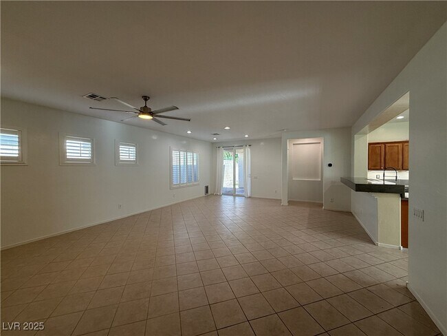 Foto del edificio - 2739 Mintlaw Ave